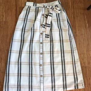 Roolee maxi skirt size small